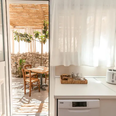 アパート Morpheas